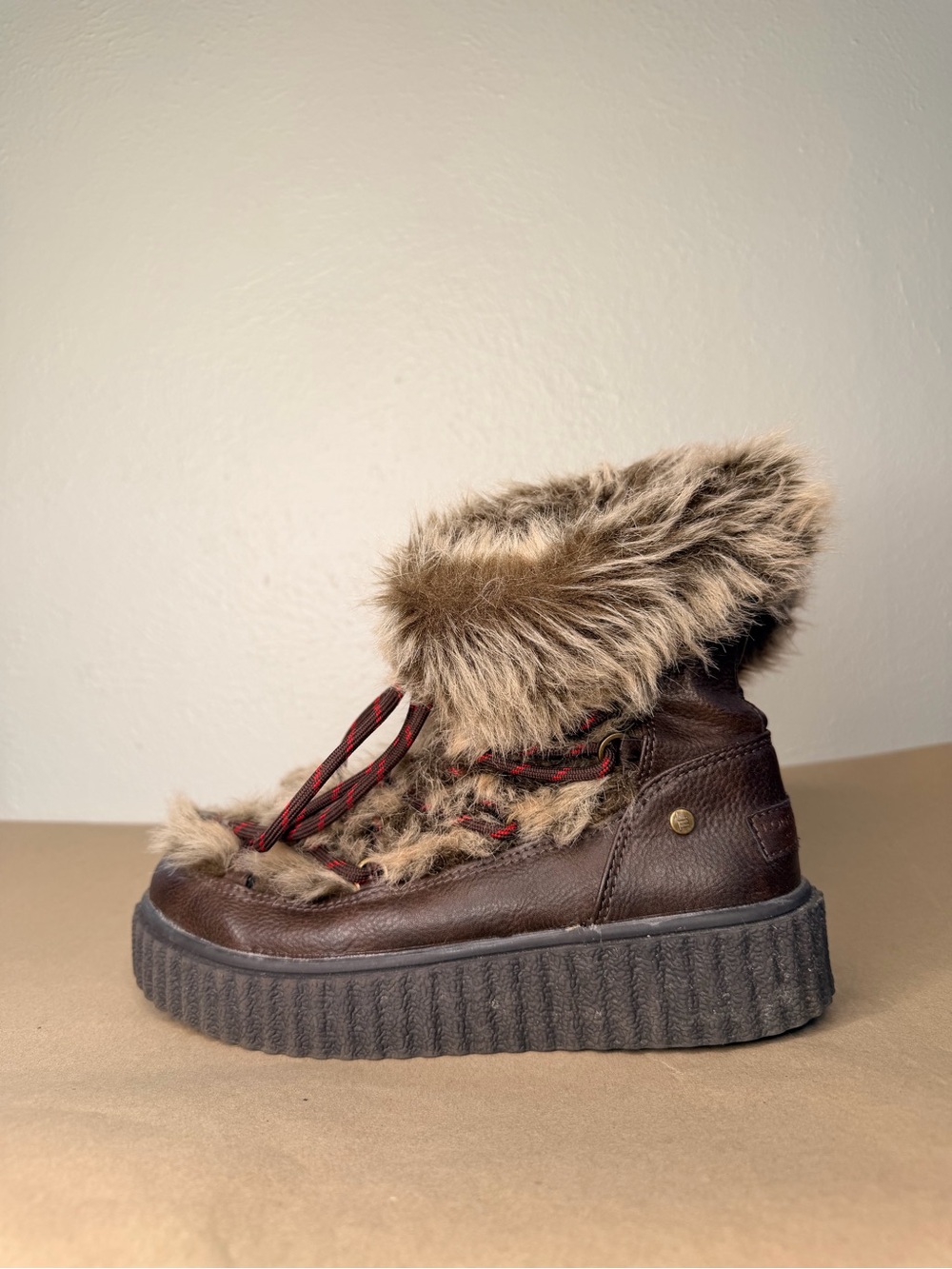 London fog brown faux fur lace up boots